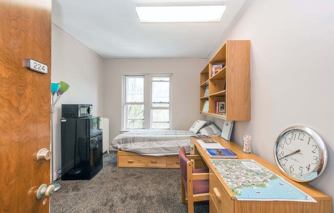 1 bed, , 250 sqft, $748, Unit 288