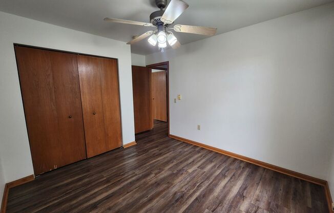 2 beds, 1 bath, $1,500