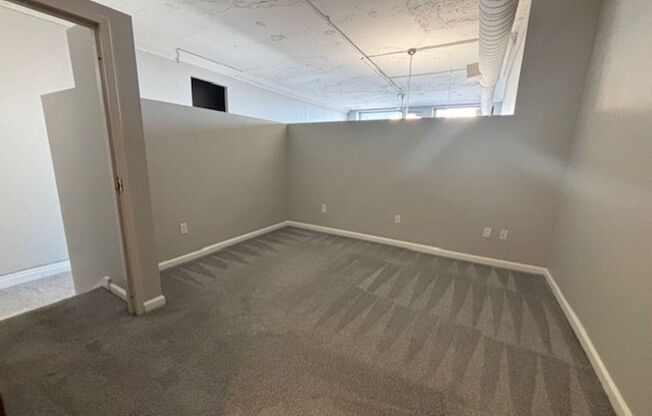 1 bed, 1 bath, 670 sqft, $1,199, Unit 703