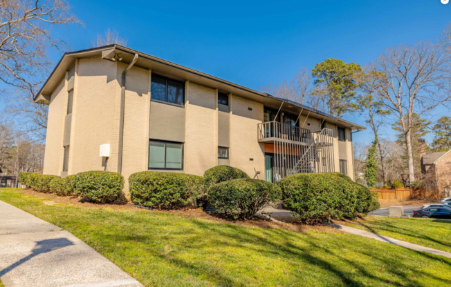 2 beds, 1 bath, 836 sqft, $1,350.7, Unit 1532-C