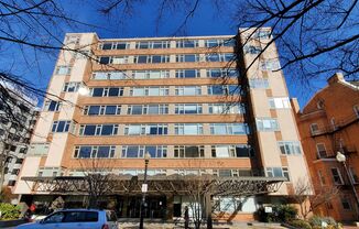 One Block from Dupont Circle!