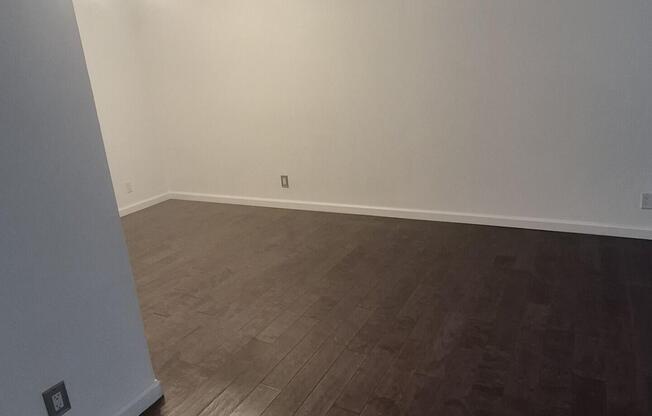 2 beds, 2 baths, 1,264 sqft, $3,100, Unit 207