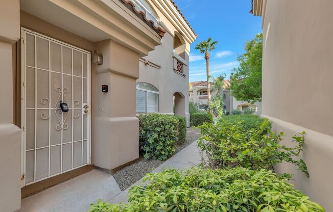 Remodeled and Stunning Furnished McCormick Ranch Condo!