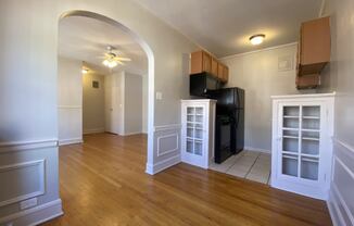 Rich wood flooring - Helen Dunbar Studio