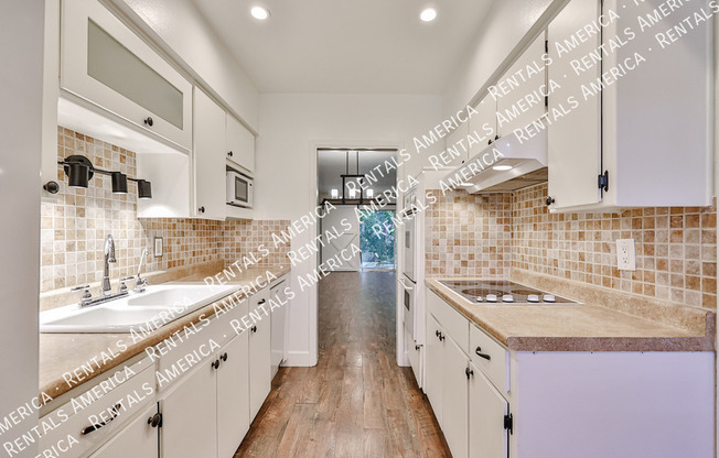 1107 W OSBORN RD