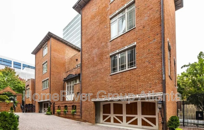 7 PRITCHARD WAY NE