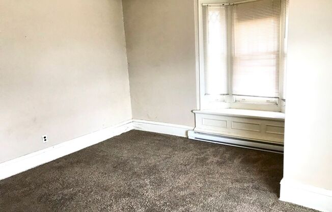 2931 Cottage Grove