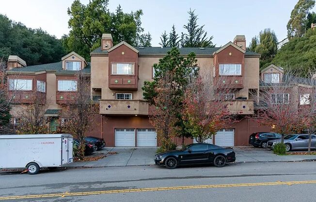 158 Caldecott Lane