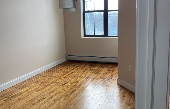 2 beds, 2 baths, 1,240 sqft, $1,700, Unit 50