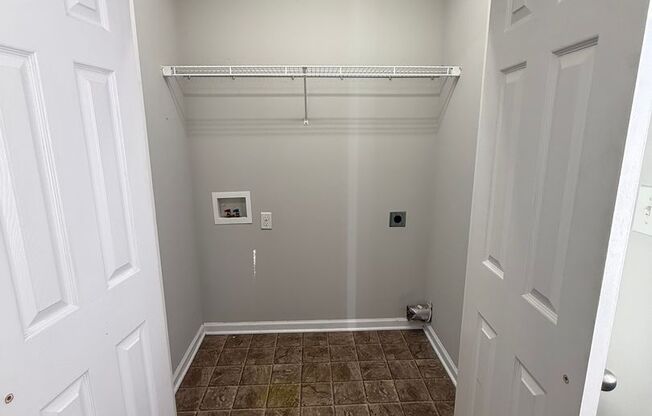 2 beds, 2 baths, $900, Unit 348F