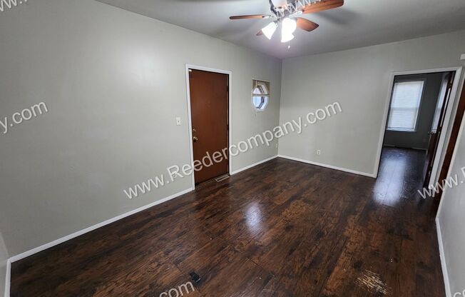 2 beds, 1 bath, $1,150