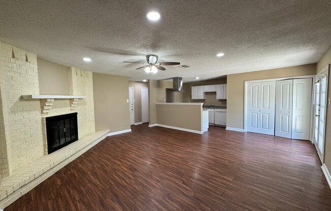 17519 POPPY TRL LN