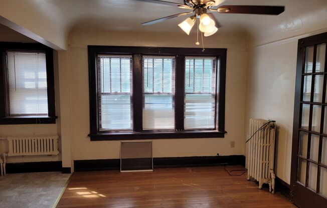 Studio, 1 bath, $775, Unit 205