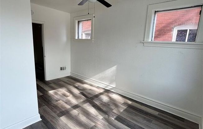 2 beds, 1 bath, 770 sqft, $1,050, Unit W Florissant Ave- 6037