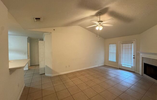 nice and quiet condo in desirable New Tampa near I-75 and USF