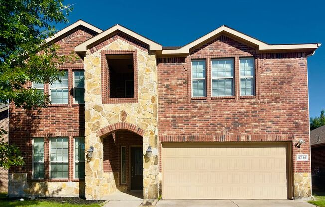 Elegant 2-story home in Anna