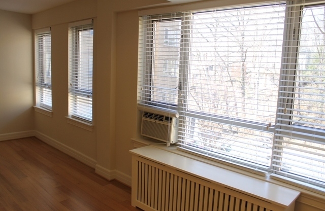 1 bed, 1 bath, 678 sqft, $2,595, Unit 522
