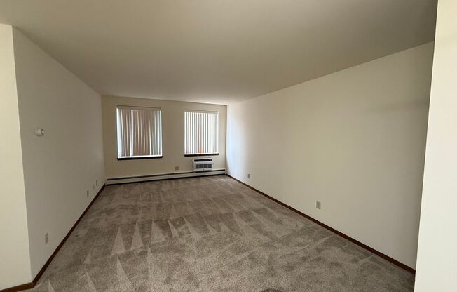 Oakland Manor