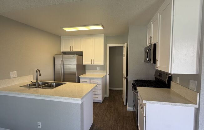 2 beds, 2 baths, 959 sqft, $2,895, Unit 0259