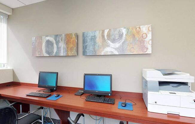 Business center area with computers at Tysons Glen Apartments and Townhomes, Falls Church, Virginia