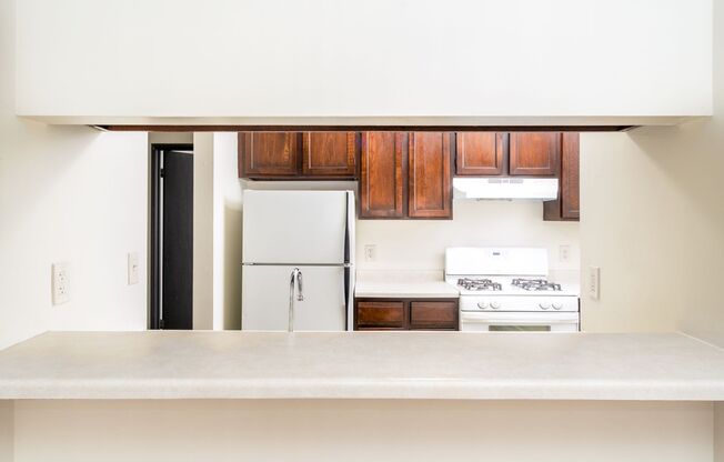 2 beds, 1 bath, 996 sqft, $1,495, Unit 351-A