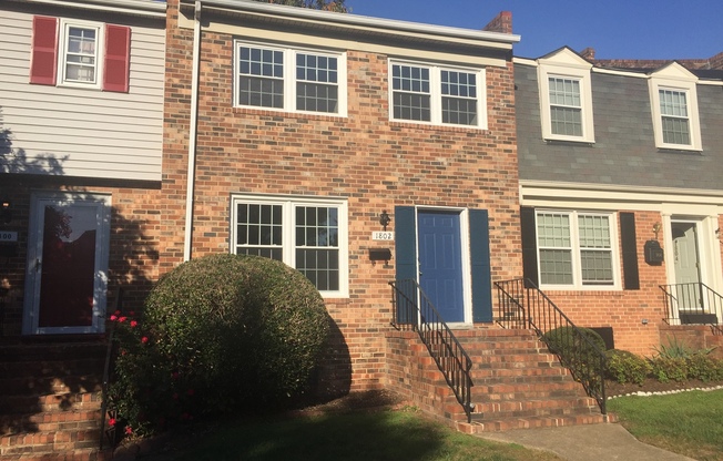 1802 Cambridge Court