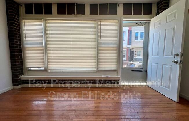3253 N DOVER ST