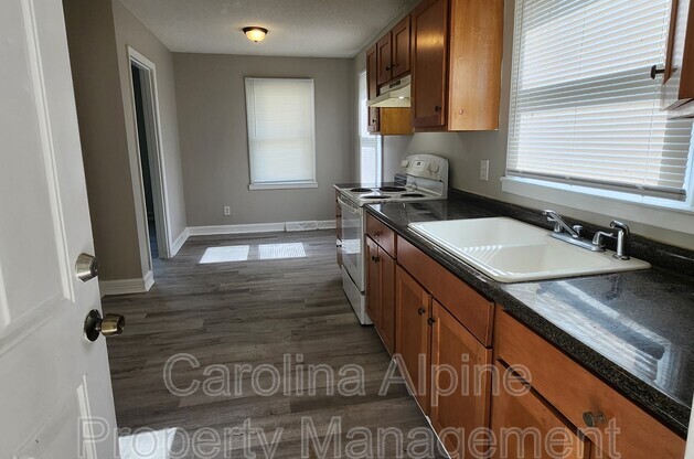 1724 GRIERS GRV RD