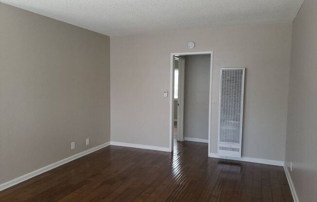 1 bed, 1 bath, $1,750, Unit 4