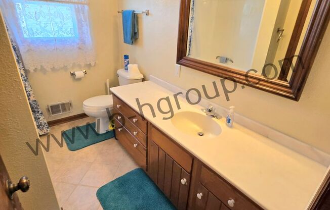 1 bed, 1 bath, 1,080 sqft, $1,000