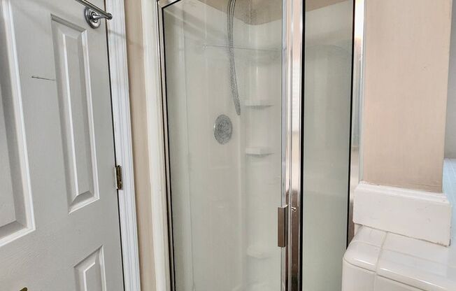 4 beds, 2.5 baths, $3,300