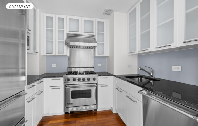 45 AVE 1206