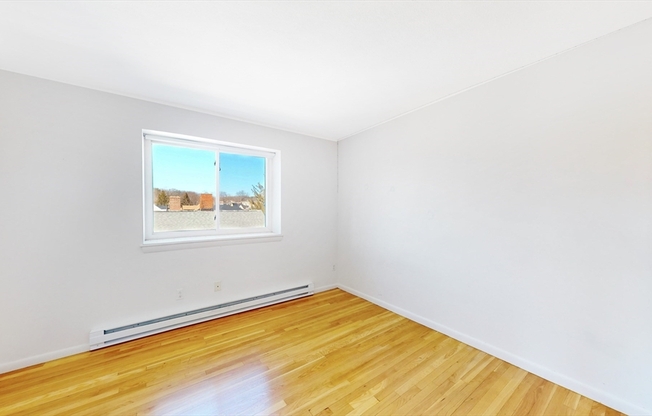 2 beds, 1 bath, 800 sqft, $2,495, Unit 41