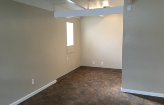 1 bed, 1 bath, 517 sqft, $775, Unit 160 Linden Street Unit 2