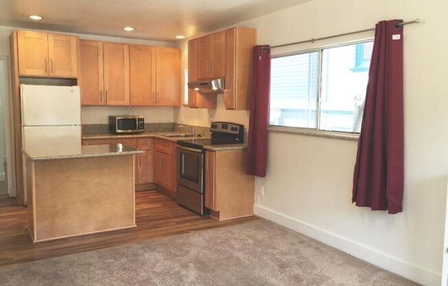 1 bed, 1 bath, $2,200