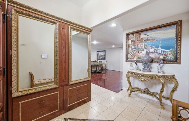 5 beds, 3.5 baths, 2,914 sqft, $5,500