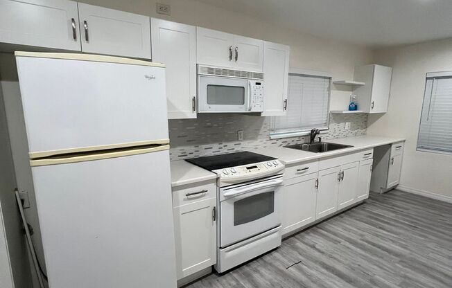 2 beds, 2 baths, $1,900