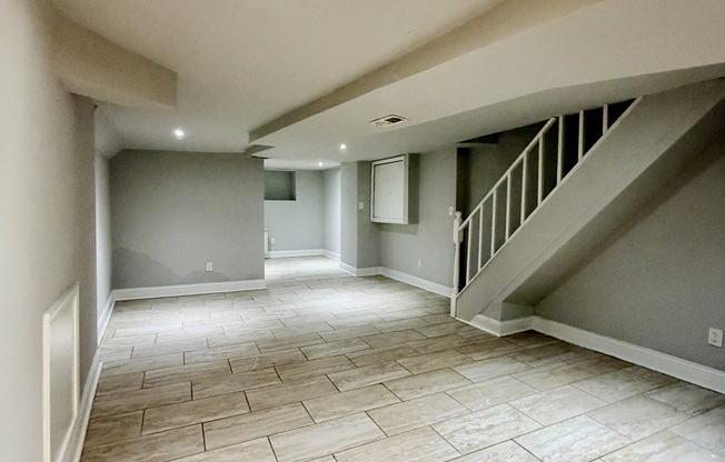 1824 N 54 ST