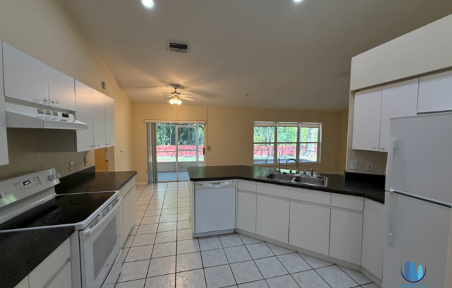 Beautiful 4 Bedrooms 2 Bathrooms Home for Rent in Wesley Chapel, FL