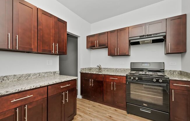 2 beds, 1 bath, $1,289, Unit 11010 #3S