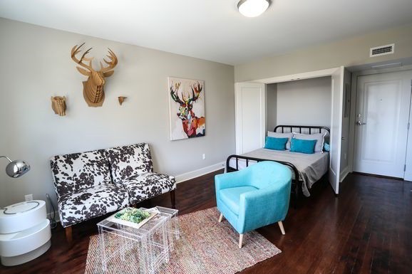 Studio, 1 bath, 369 sqft, $870, Unit F-306