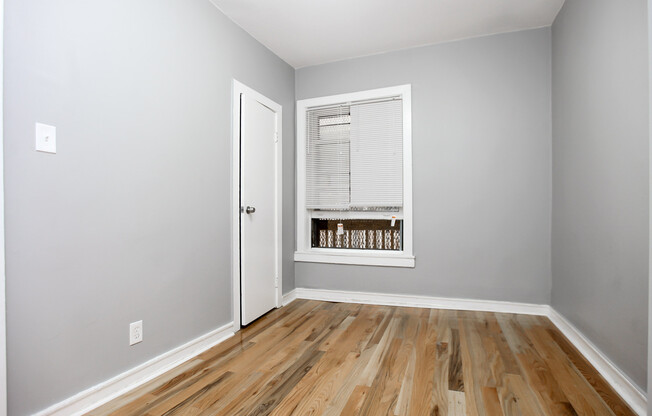 2 beds, 1 bath, 1,000 sqft, $1,510, Unit 4238 - 1W