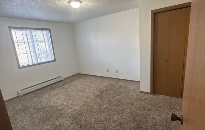 2 beds, 2 baths, 1,022 sqft, $1,090, Unit 205