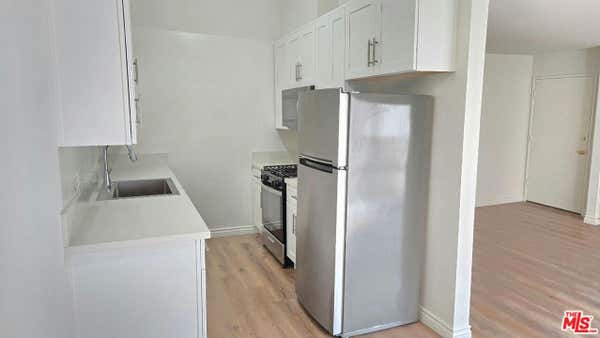 2 beds, 2 baths, 1,125 sqft, $2,950, Unit 203