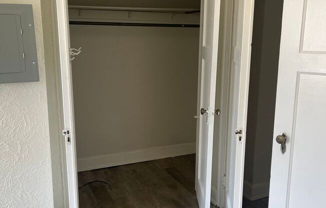 Studio, 1 bath, 400 sqft, $700