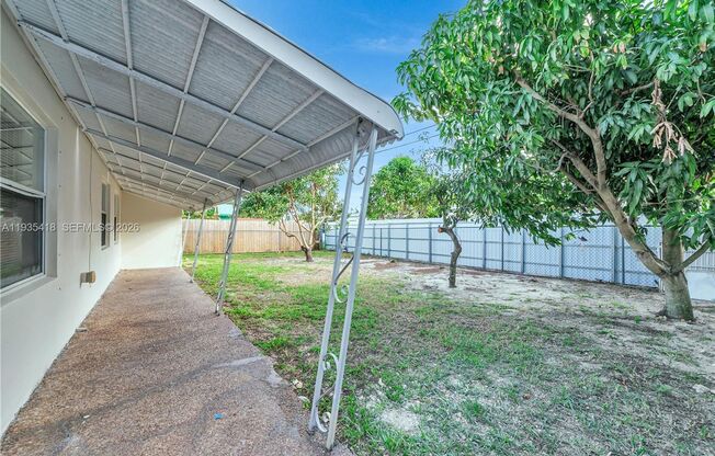 8400 NW 25TH ST SUNRISE, FL 33322