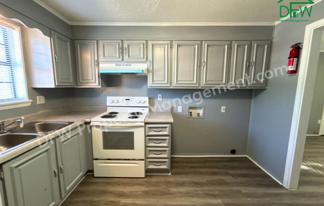 2 beds, 1 bath, $1,025