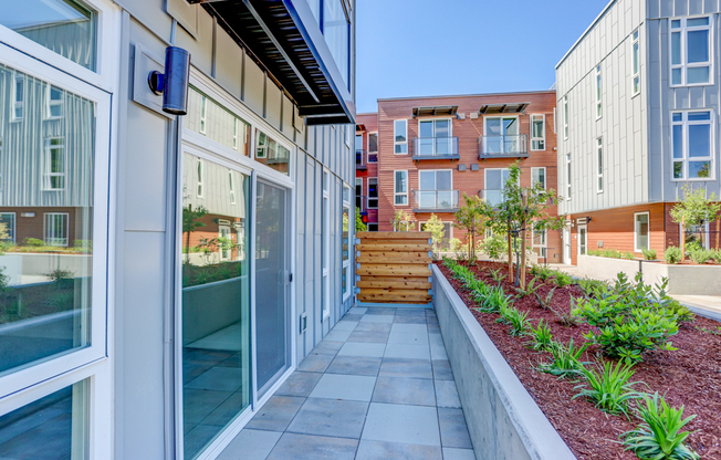 2 beds, 2 baths, 926 sqft, $3,295, Unit 301