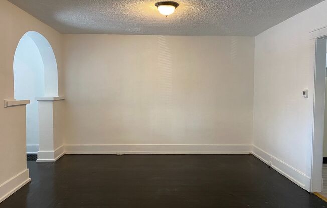 3222-3224 S Adams Ave