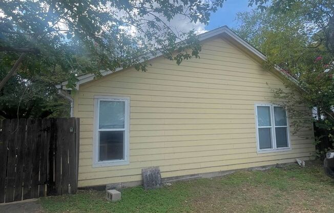 3 beds, 2 baths, $2,695